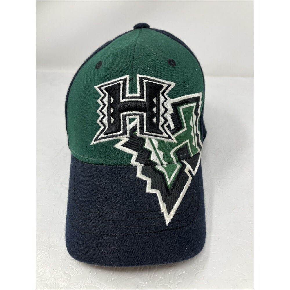 University of Hawaii Cap Hat Fitted S/M Top of the World Green Black White